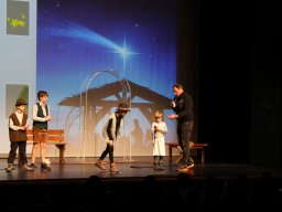 2025 - Christkindlmarkt Unterföhring: "Wenn ein Stern vom Himmel fällt"