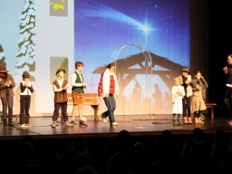 2025 - Christkindlmarkt Unterföhring: "Wenn ein Stern vom Himmel fällt"