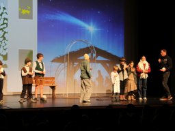 2025 - Christkindlmarkt Unterföhring: "Wenn ein Stern vom Himmel fällt"