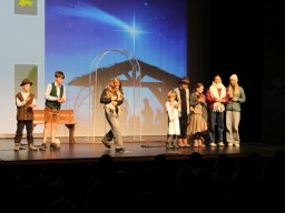 2025 - Christkindlmarkt Unterföhring: "Wenn ein Stern vom Himmel fällt"