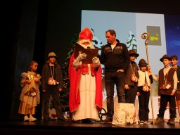 2025 - Christkindlmarkt Unterföhring: "Wenn ein Stern vom Himmel fällt"